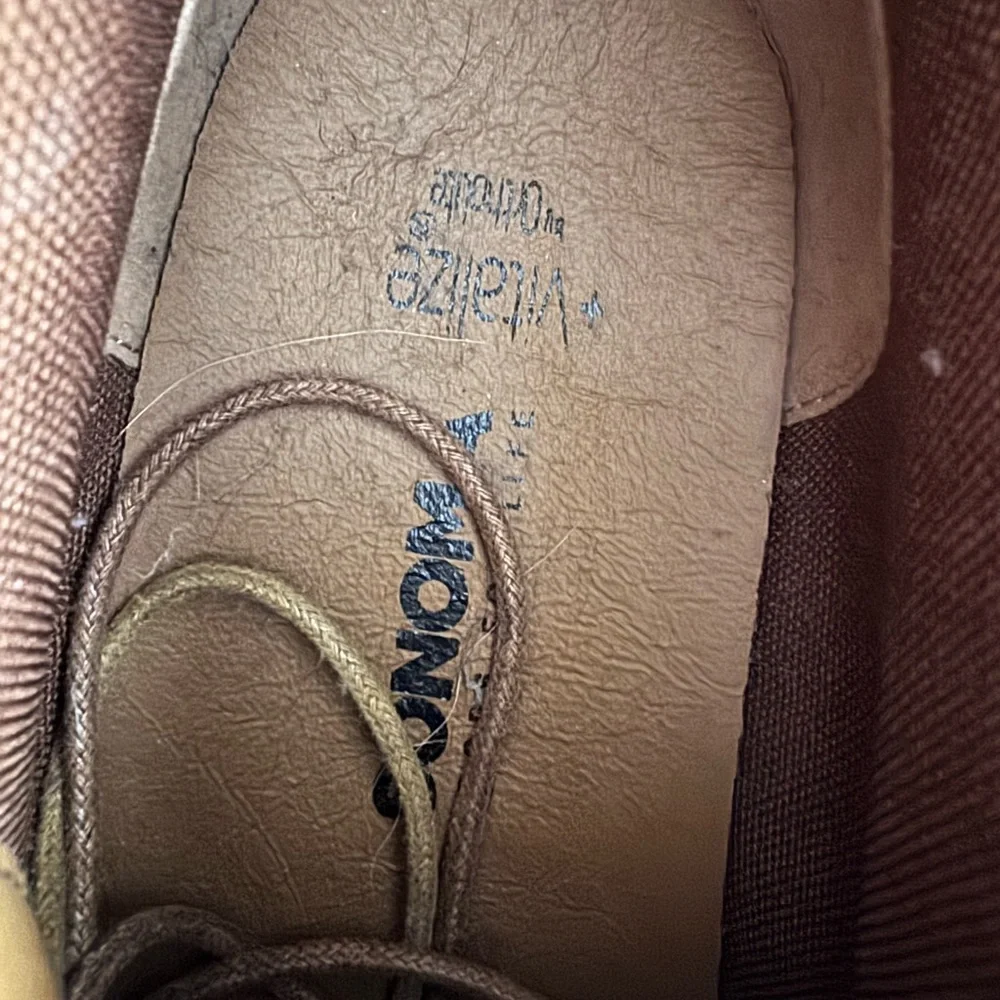 Sonoma Tan Leather Chukka Boots